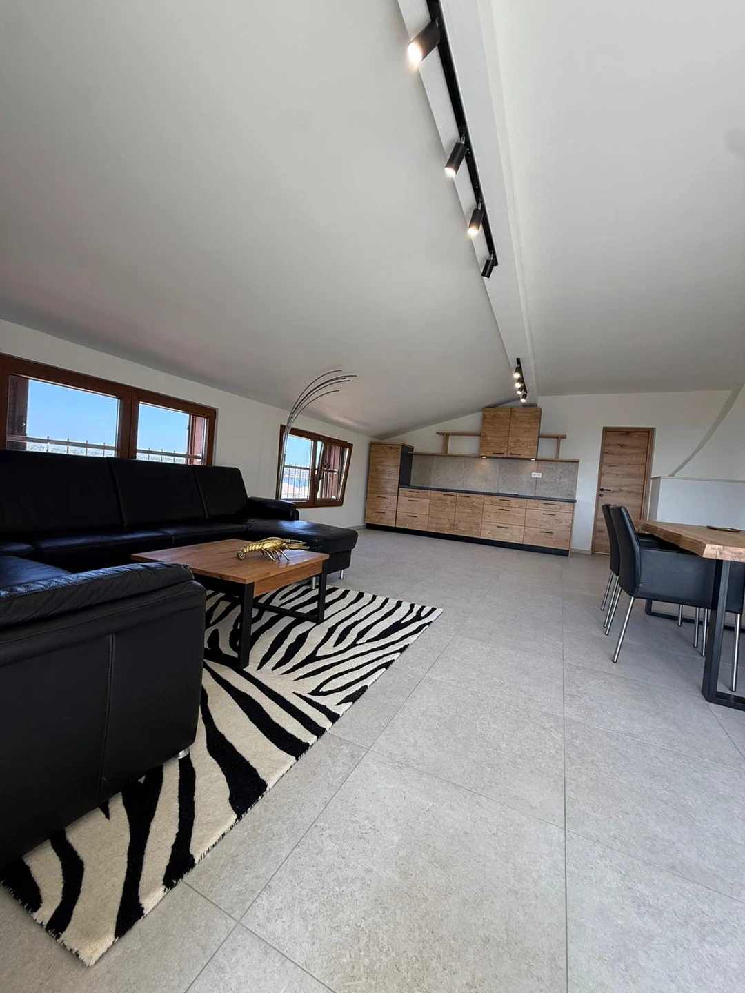 Apartment 1 Galerie 7